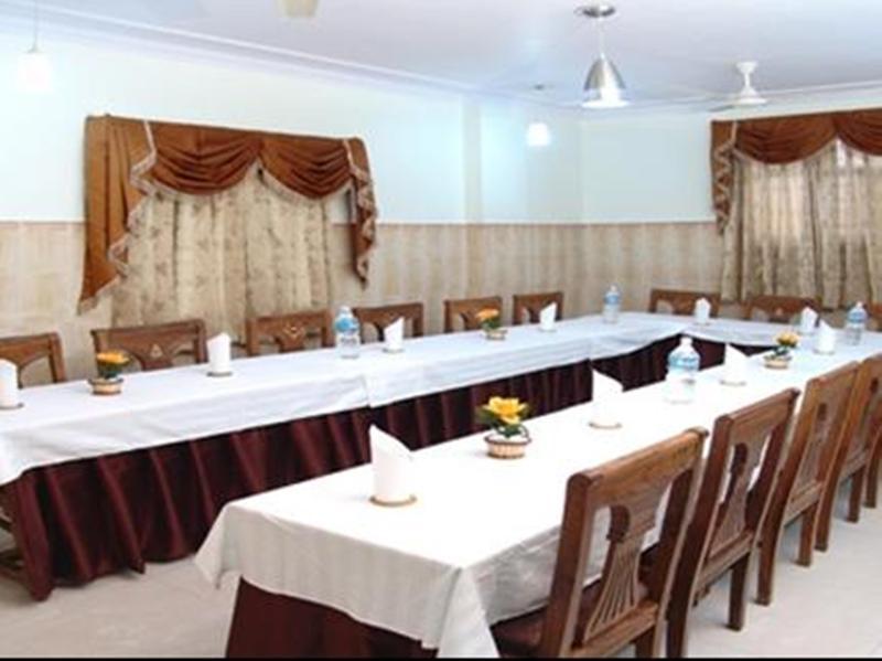 Hotel The C Park Karol Bagh Homely Atmosphere 3*